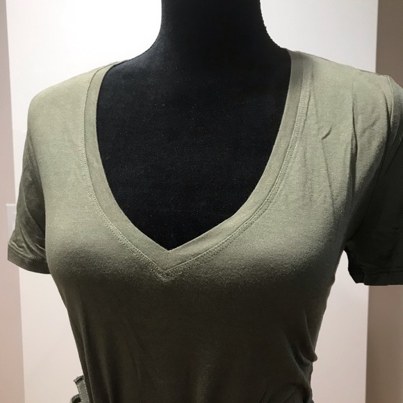 NWT BCBG Deep V T-Shirt - Picture 5 of 8